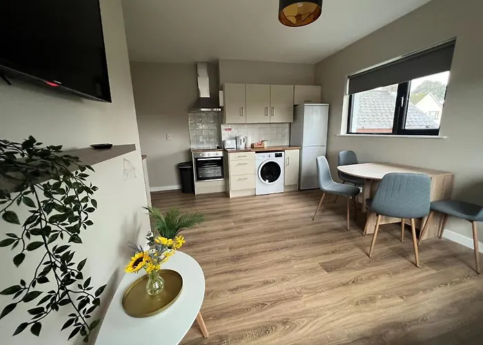 Of The Town No.5 * Cootehill